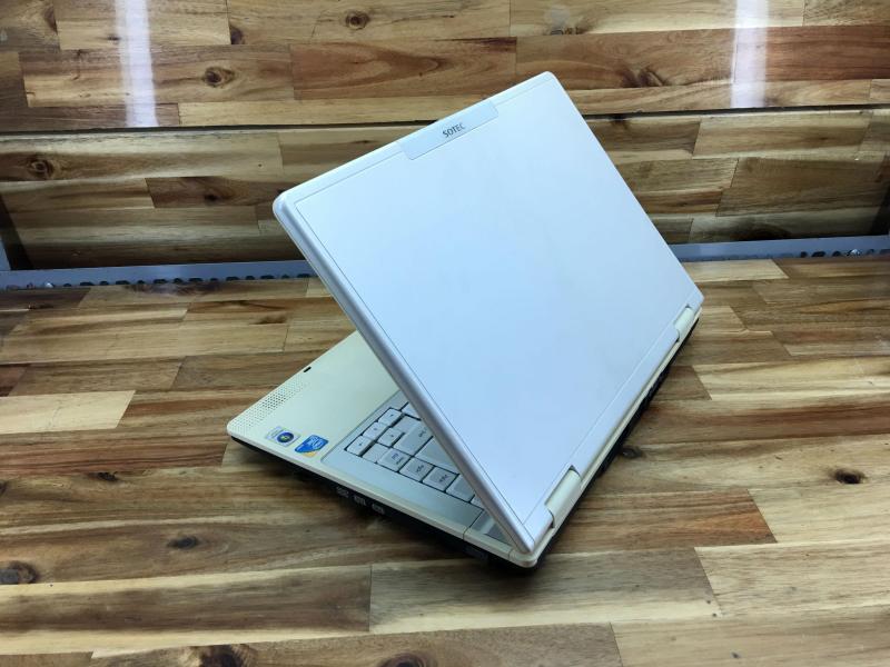 Laptop Sotec R504