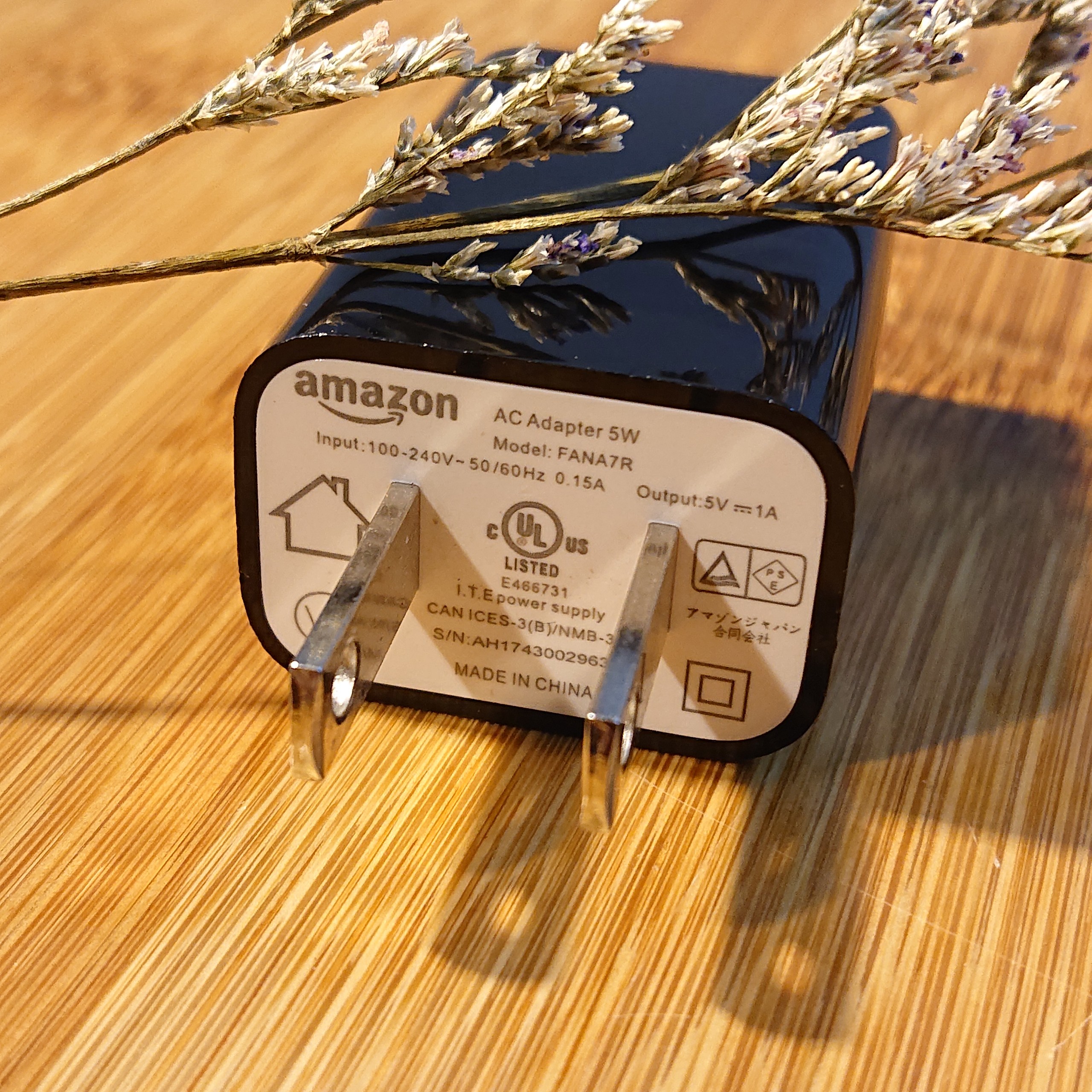 Adapter for Amazon Kindle E-reader
