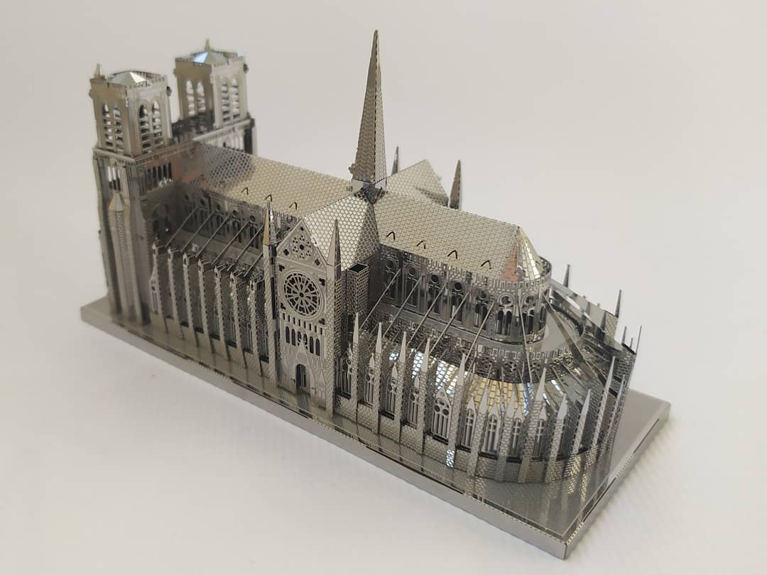 Mô Hình 3D Kim Loại Lắp Ráp Nhà Thờ Đức Bà Paris [Chưa Lắp]