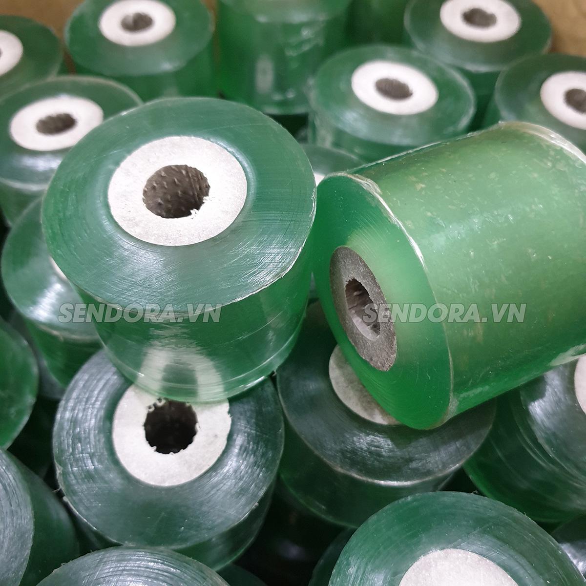 [HCM]Băng keo ủ tê môi mày