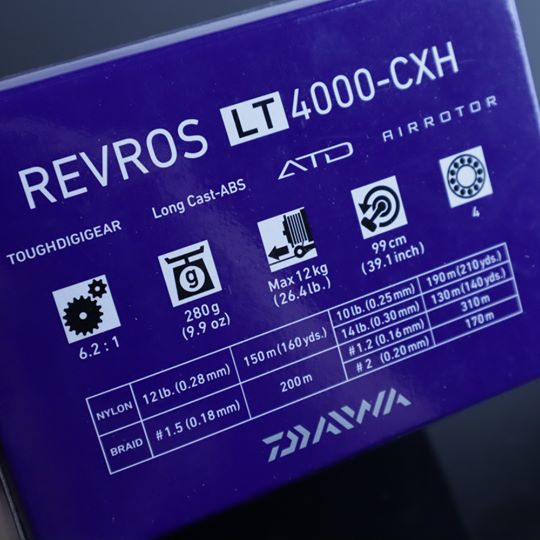 MÁY ĐỨNG CÂU LURE DAIWA REVROS LT