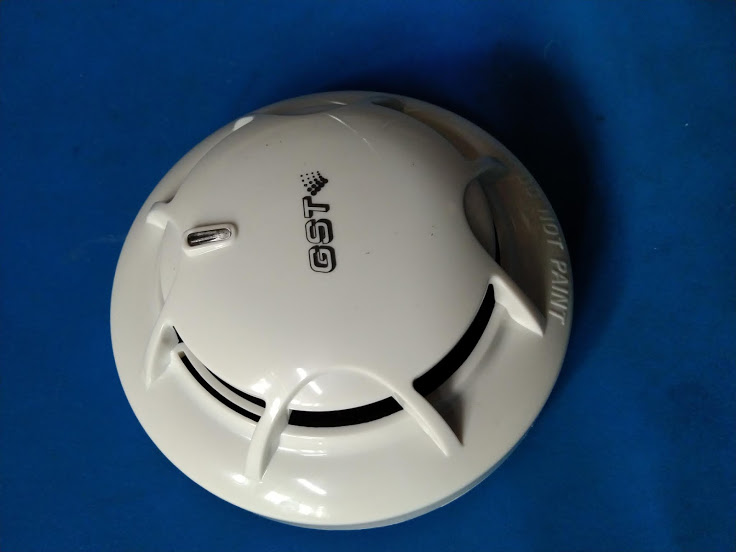 [ HCM ] Đầu báo khói quang thông thường GST DC-9102E - CẢNH BÁO KHÓI KHI CÓ SỰ CỐ NHANH CHÓNG, CHÍNH XÁC