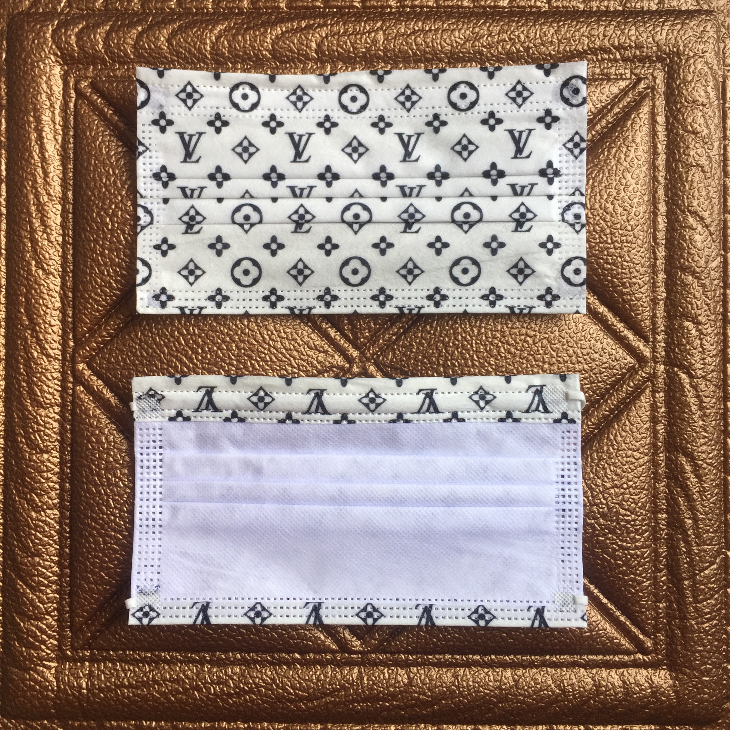 Khẩu Trang LV Kháng Khuẩn Set 10 chiếc  Hoạ Tiết Sang Chảnh 3 Màu Nâu/Đen/Trắng Chống ước dễ thở