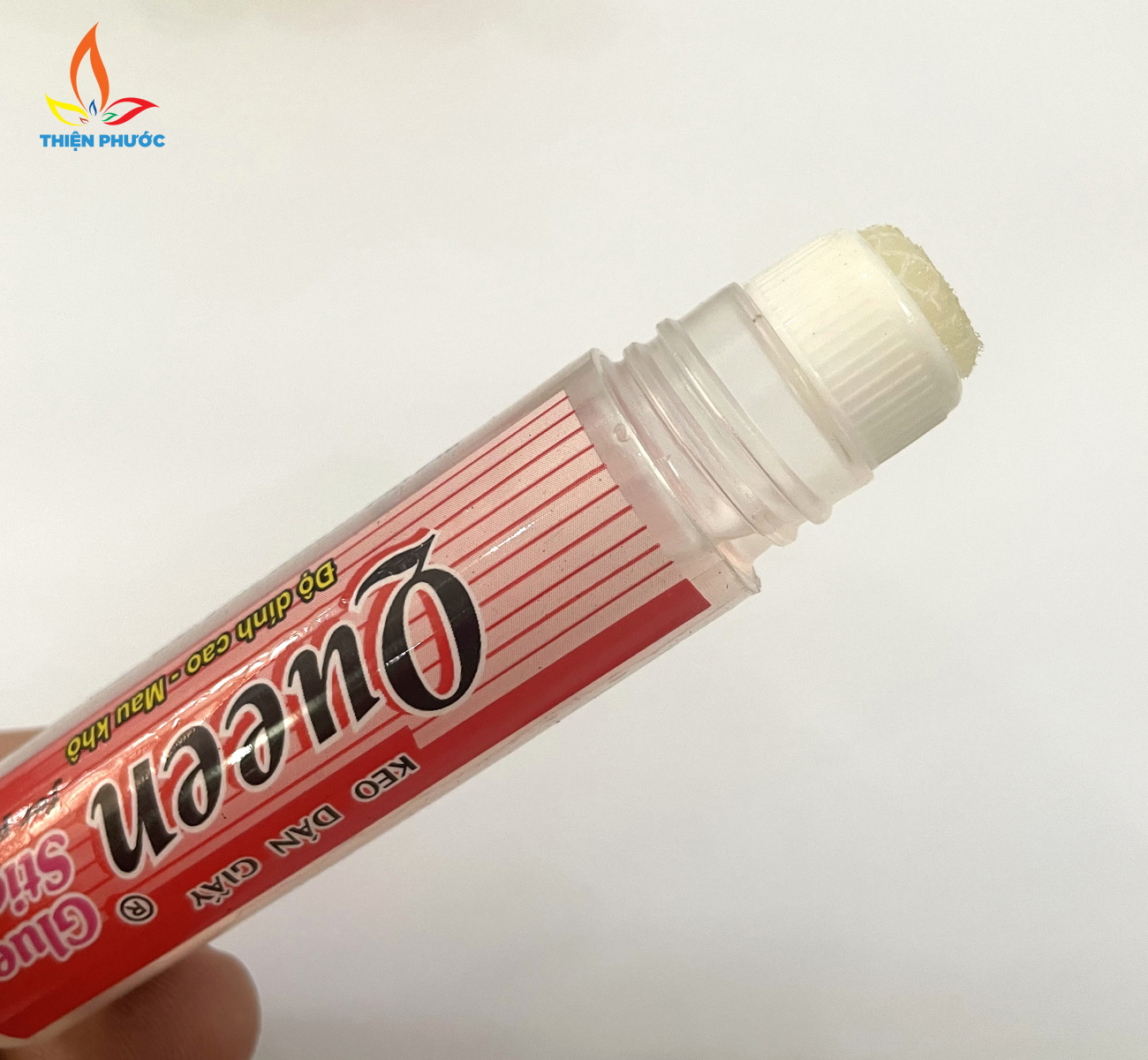 Hồ nước dán giấy Queen 30ml [Lốc 12 chai] SUKADO