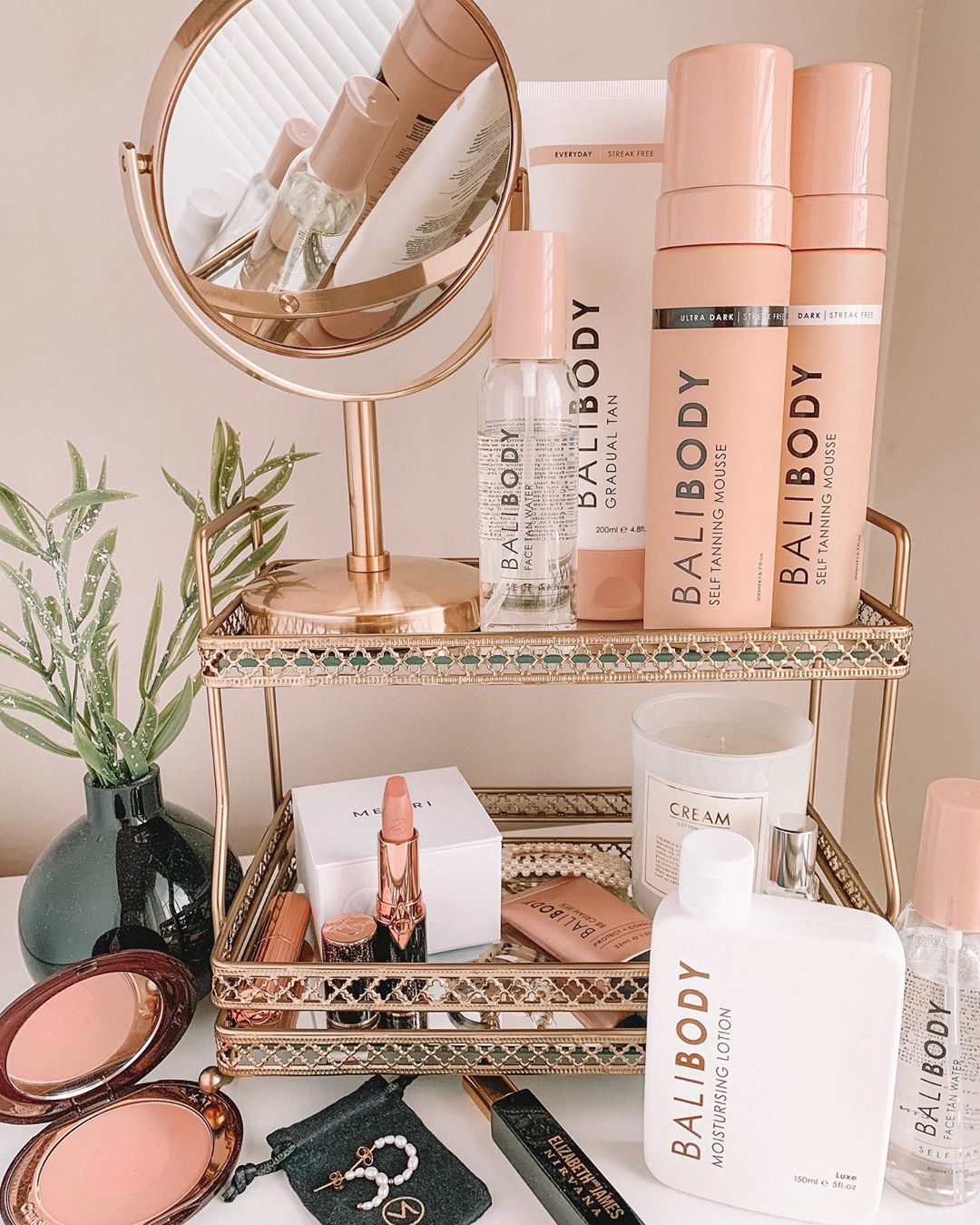 Nhuộm da dạng bọt Bali Body Self Tanning Mousse