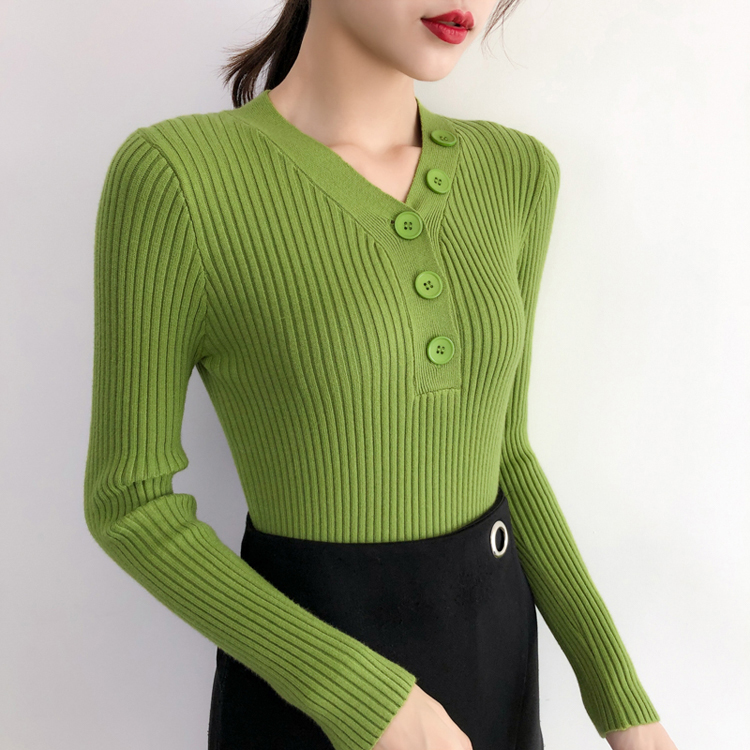 Áo Len Cổ V Đính Nút Cách Điệu