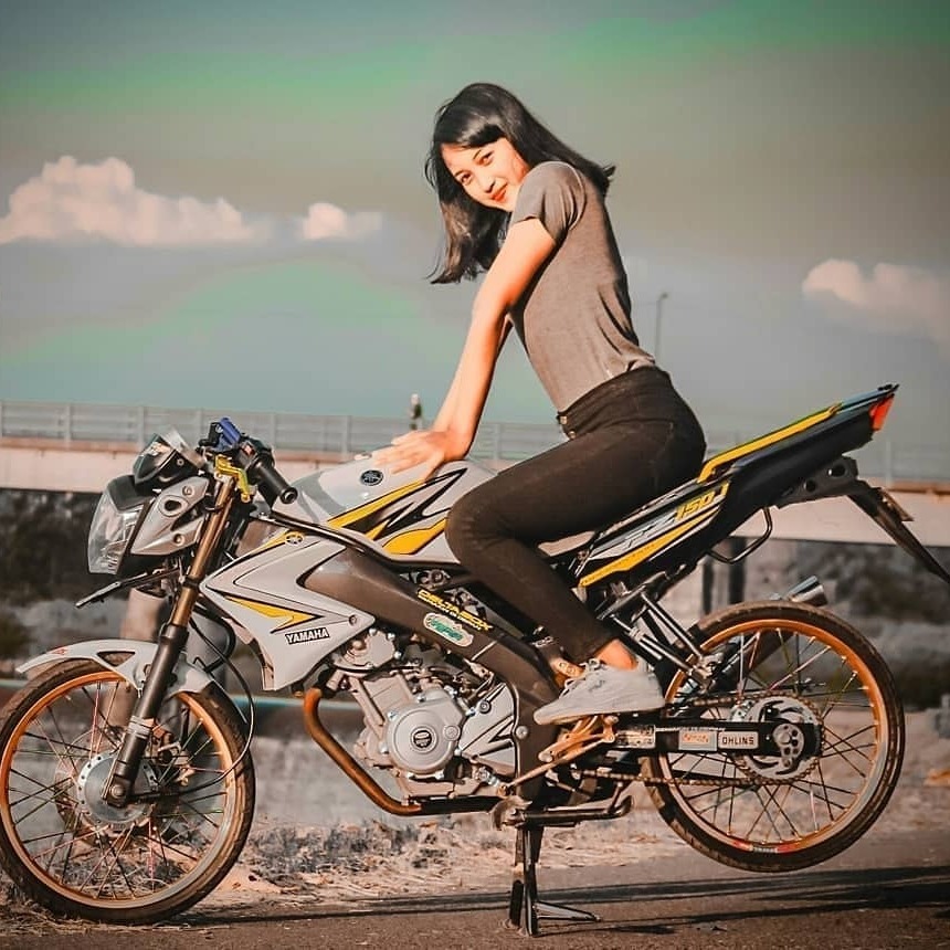 Đồ chơi xe Hùng Thanh