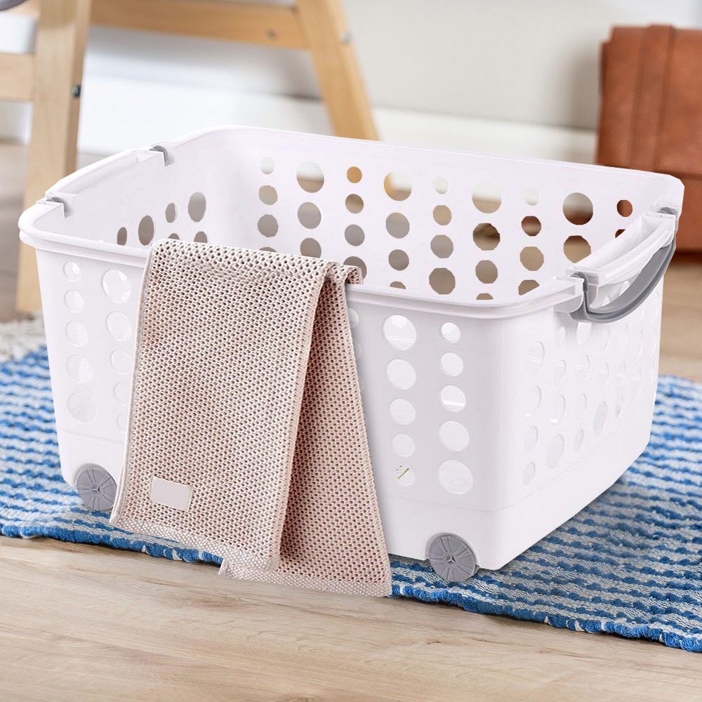 HomeBase PLIM Giỏ đựng quần áo dơ bằng nhựa có bánh xe Thái Lan W61xD43.5xH29.5 Cm trắng