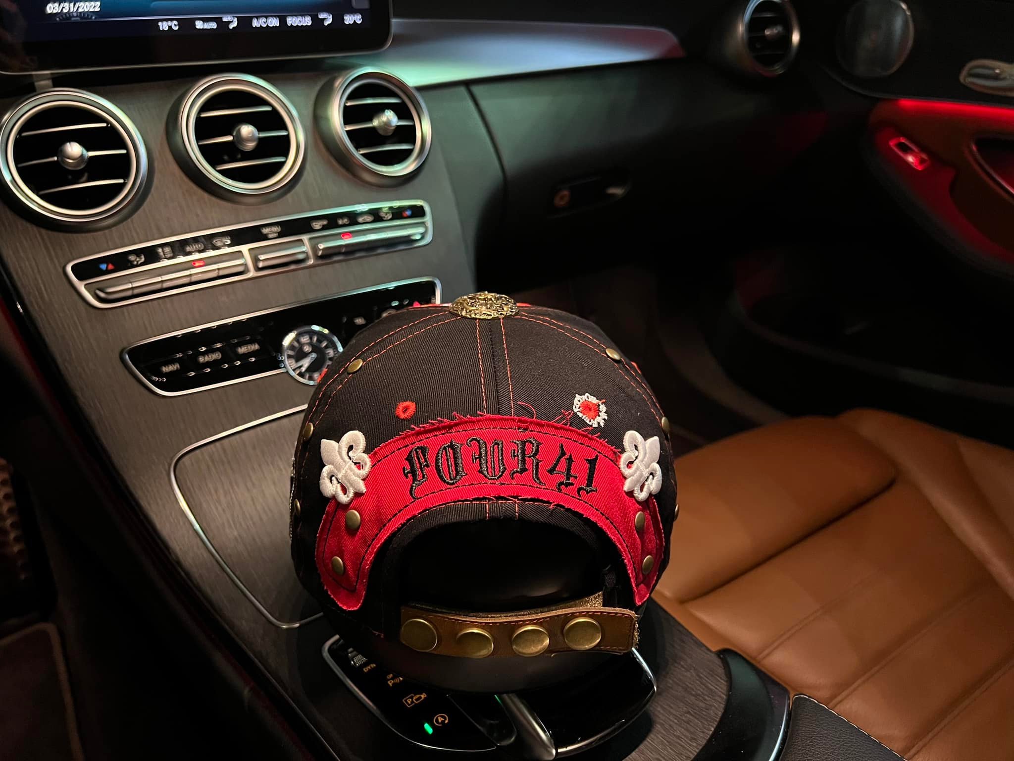 Mũ lưỡi trai - Nón four 41 cực đẹp