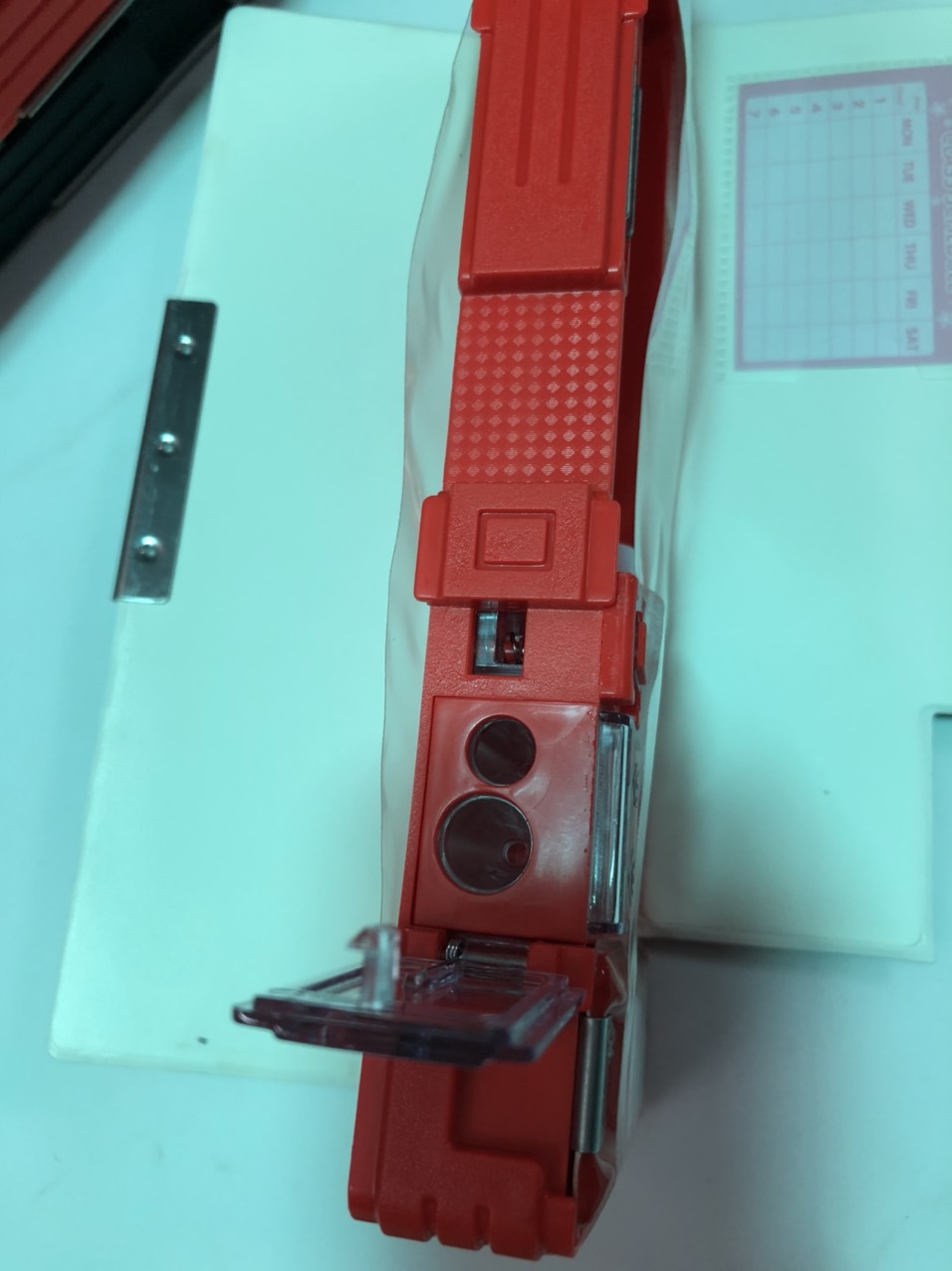 Hộp đựng bút nam châm siêu nhân loại 1 có 2 khay riêng biệt cho bé trai