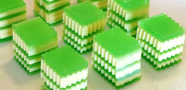 Bột rau câu GIÒN CON CÁ VÀNG THÁI LAN - hàng Thái Lan xách tay - gói 25g