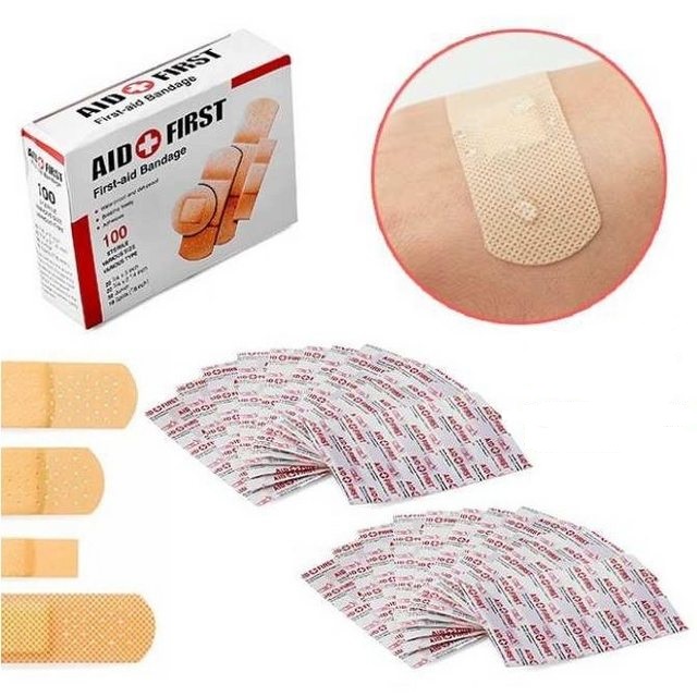 Hộp 100 miếng băng gâu dán vết thương đủ các kích thước, băng gâu dán vết thương