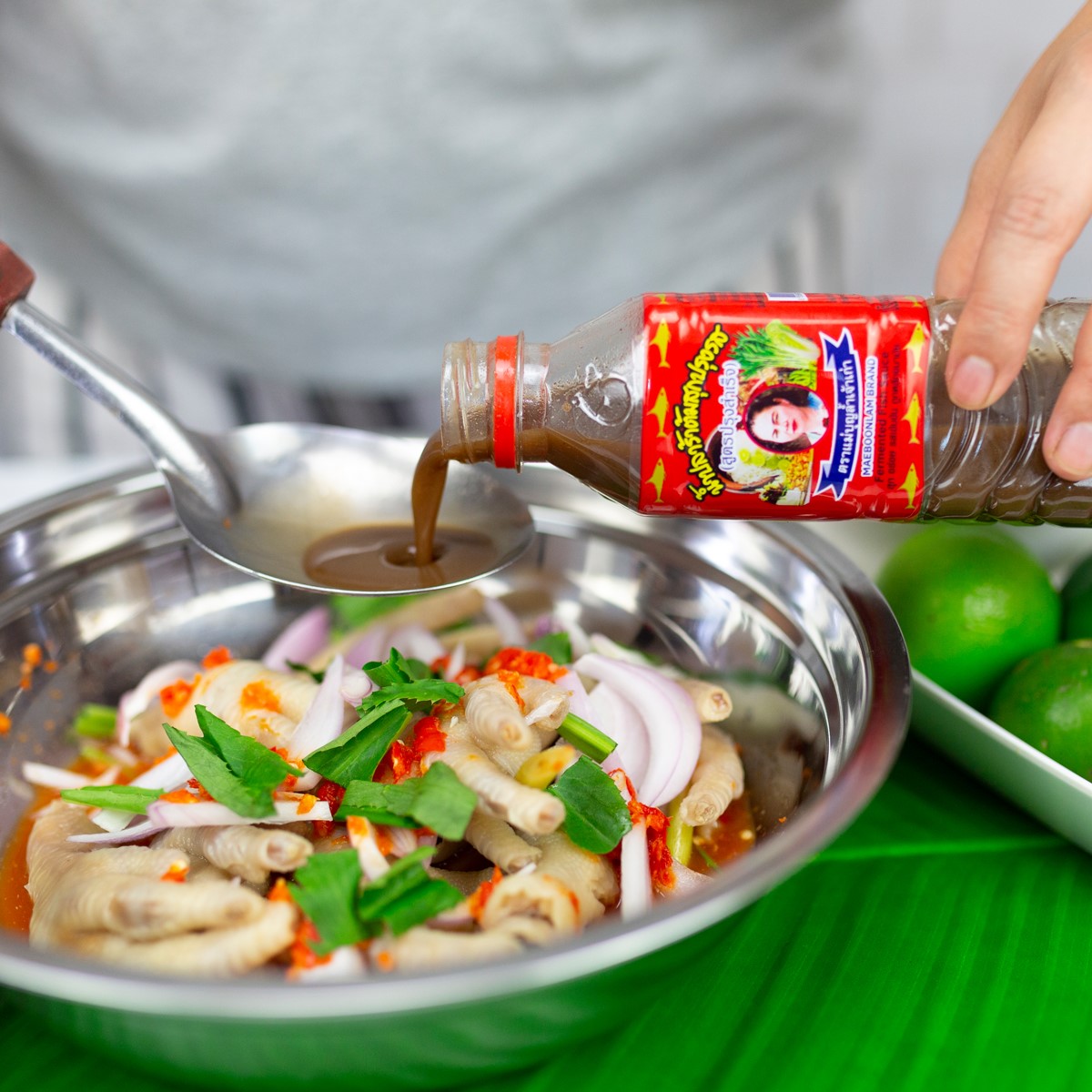Nước Mắm Thái Lan Làm Gỏi Đu Đủ Somtum ADOMA Ba Khía Chua Cay Maebunlam 400ml- ปลาร้าแม่บุญล้ํา Cách Làm Sốt Trộn Sụm Tôm Ghẹ Xoài Thái Lan ส้มตําไทย