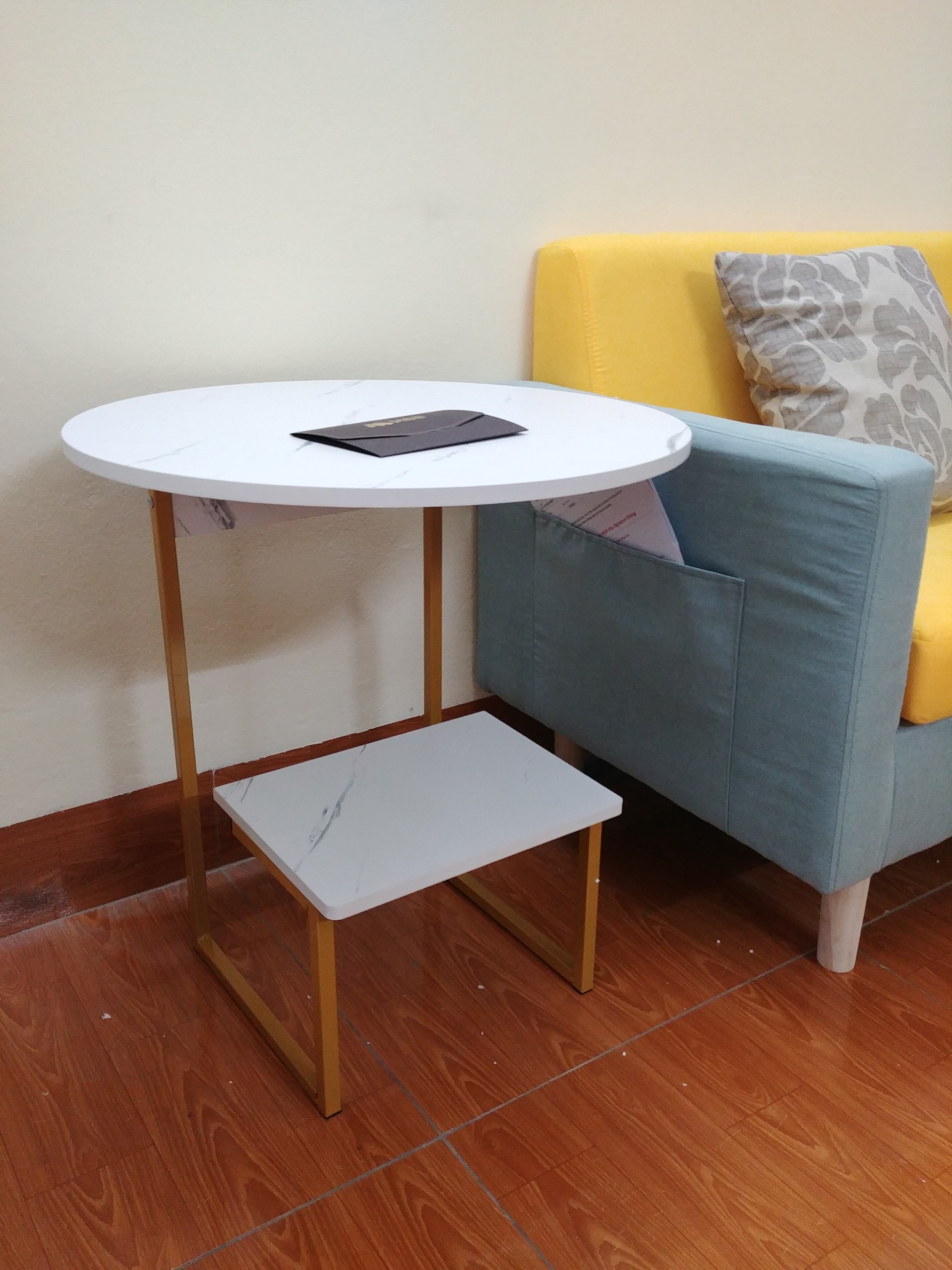 Bàn Trà Mini Bàn Cafe Đặt Cạnh Sofa Kệ Decor Phòng Khách Kệ Mỹ Phẩm Hình Tròn 2 Tầng