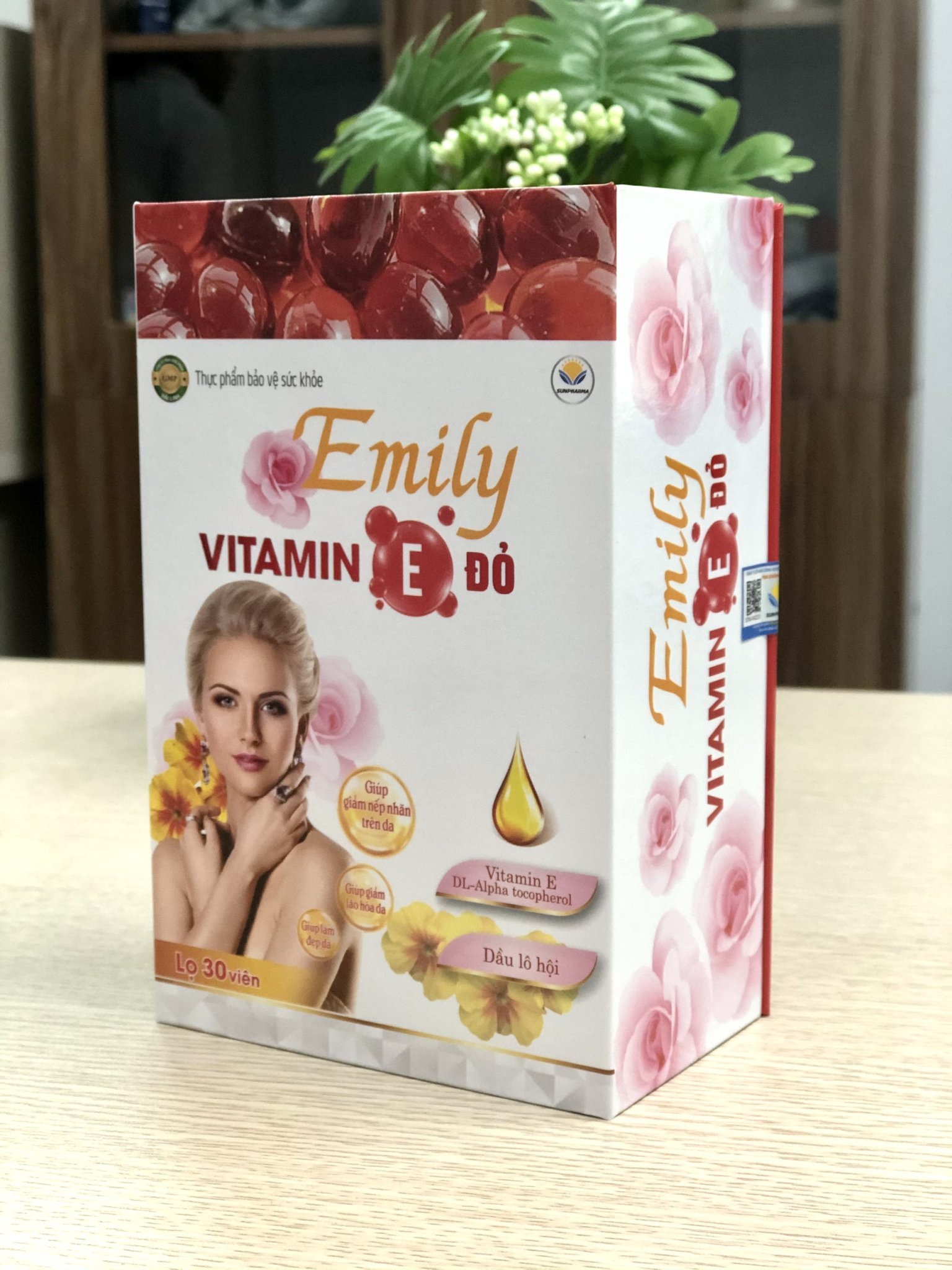 Viên Uống Đẹp Da Emily Vitamin E Đỏ 400IU – Thành Phần Dầu Hoa Anh Thảo, Dầu Lô hội,Dầu Hạt Lanh  Chống Lão Hoá Da Mạnh – Giảm Nám, Sạm, Tàng Nhang, ĐồiM, Vết Chân Chim.