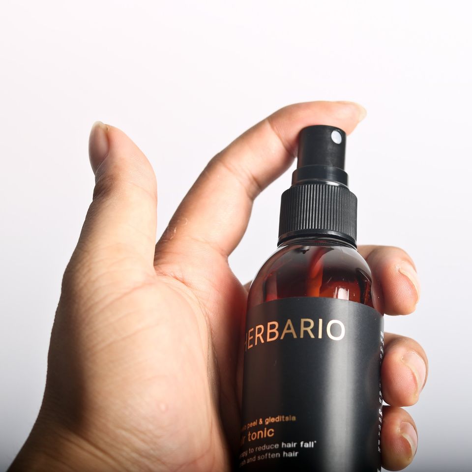 Nước xịt dưỡng tóc tinh dầu bưởi Herbario 100ml giúp tóc mọc dài, dày và khỏe hơn