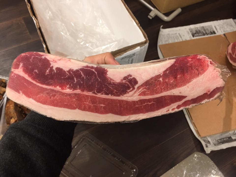 Ba rọi bò Úc nhập khẩu - ( 1kg ) Ba chỉ bò nguyên tảng chuyên dùng cho BBQ