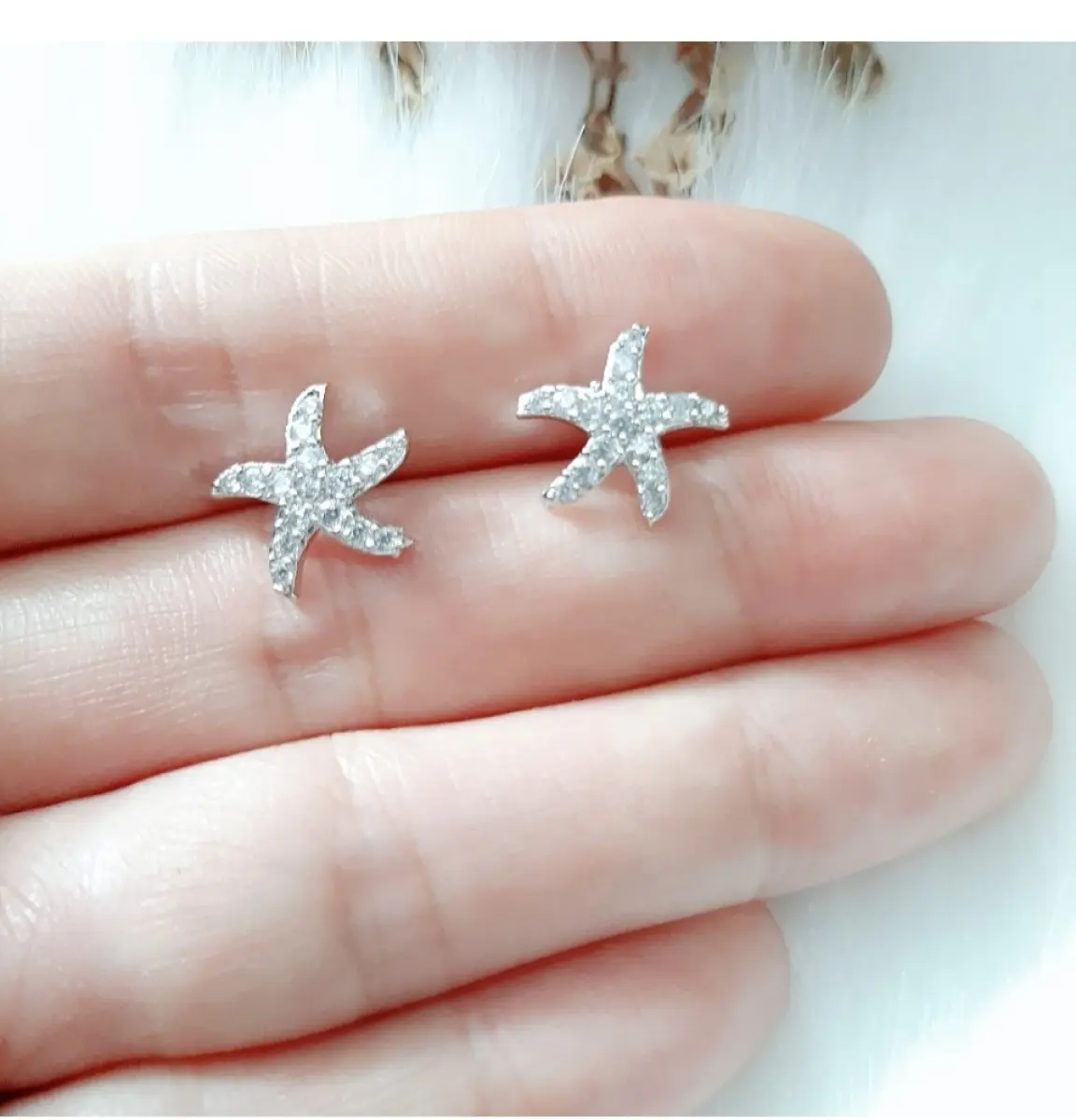 Bong Tai Nữ Mạ Vang 18k Cao Cấp Hinh Ngoi Sao Biển 69 Stores Lazada Vn