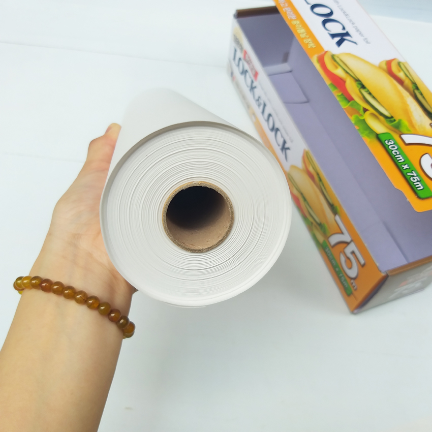 Giấy nến, giấy sáp, giấy lót nướng bánh chống dính Lock&Lock 30cmx75m LWP805 - Larva Store