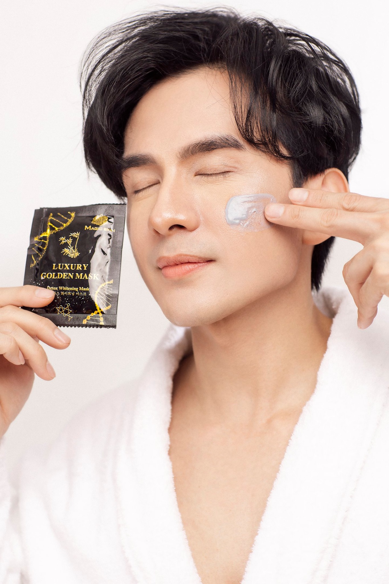 mặt nạ Ủ YẾN THẢI ĐỘC CẤY TRẮNG Luxury Golden Mask Magic Skin NÂNG TÔNG TRẮNG HỒNG