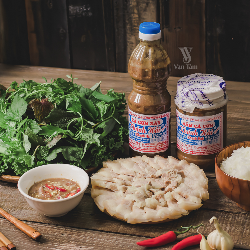 Mắm nêm, mắm cái cá cơm xay Khánh Hải đặc sản Đà Nẵng, chính hiệu nắp xanh in chữ chai 500ml