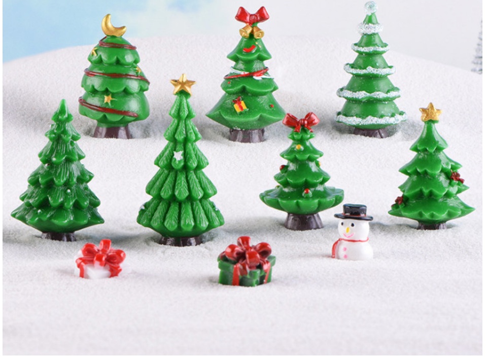 Mô hình cây thông Noel sẽ làm cho không gian của bạn thêm phần sinh động và lung linh. Tìm kiếm những mô hình cây thông đa dạng về kích thước và thiết kế, từ những mô hình đơn giản đến phức tạp. Một đêm Giáng sinh ấm áp và đầy phép màu sẽ đến với bạn.