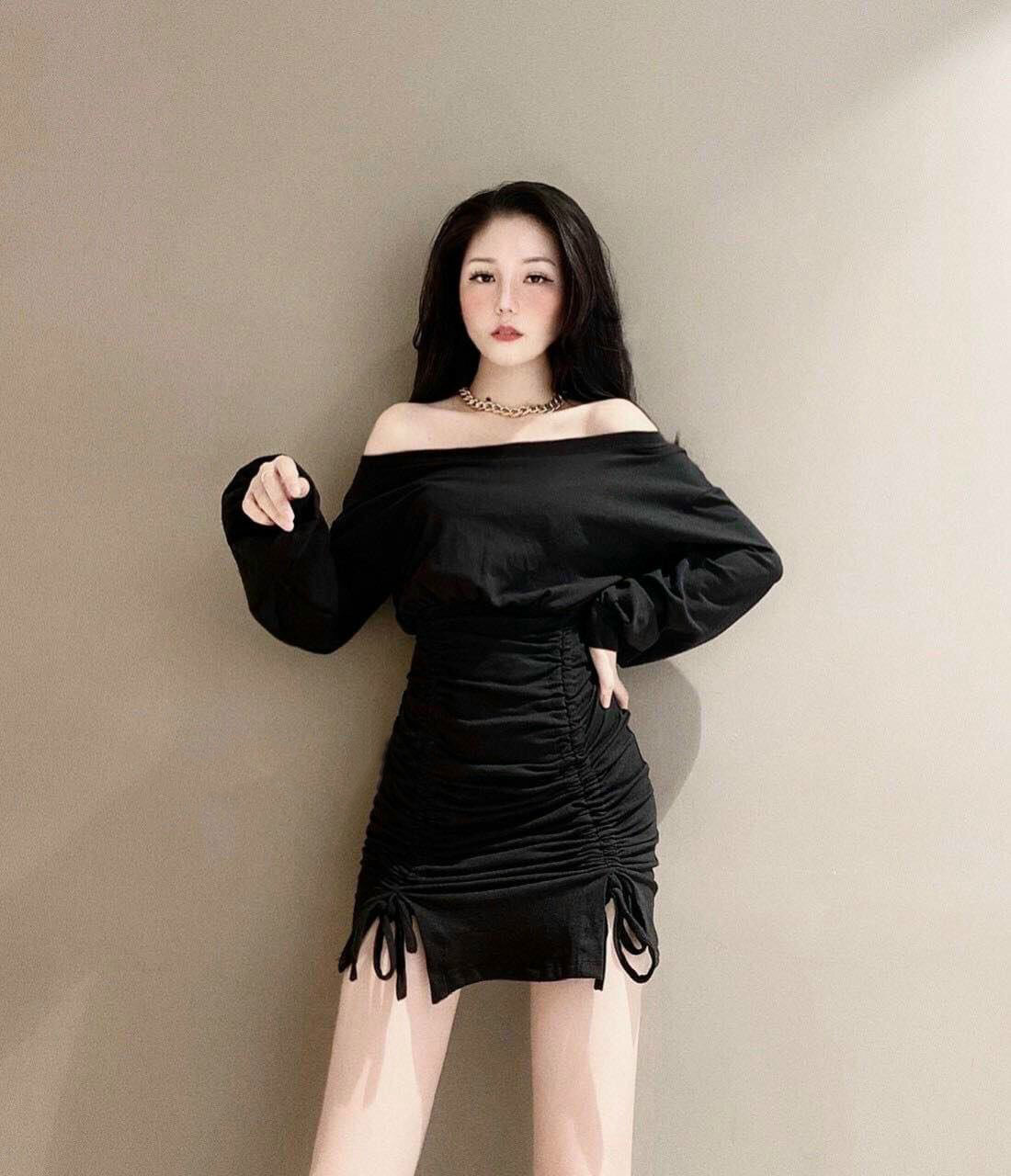 Kim Duyên váy lưới phá cách trong bộ ảnh trắng đen