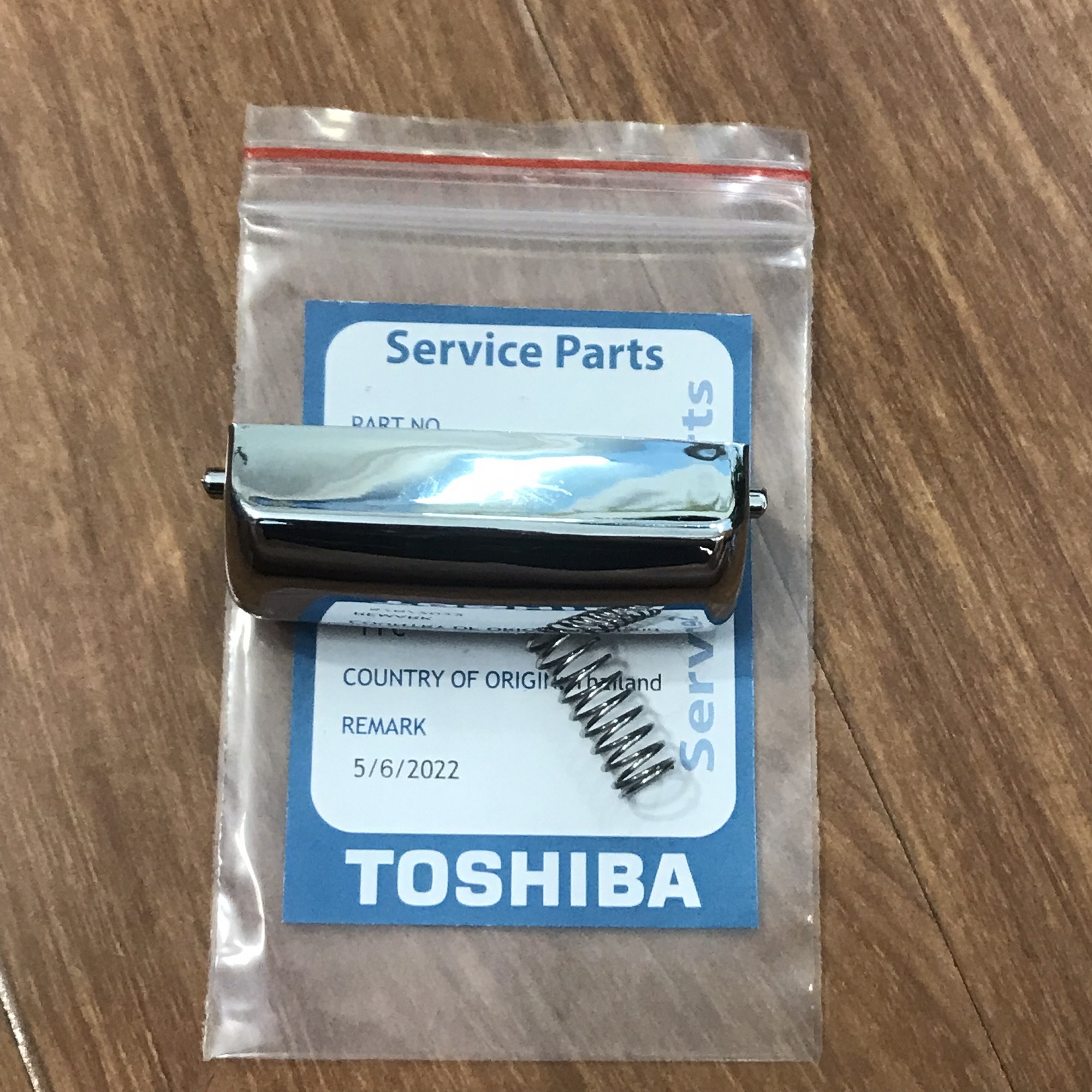 Lẫy khóa nồi cơm điện TOSHIBA - Phụ kiện nẩy mở nắp chất liệu nhựa PP chịu nhiệt siêu bền ✅Chính Hãng Bảo Hành 6 tháng