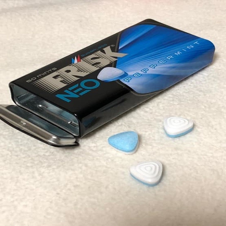 2 Hộp Kẹo hỗ trợ BJ vị bạc hà Frisk Neo Peppermint - 35g Nhật bản