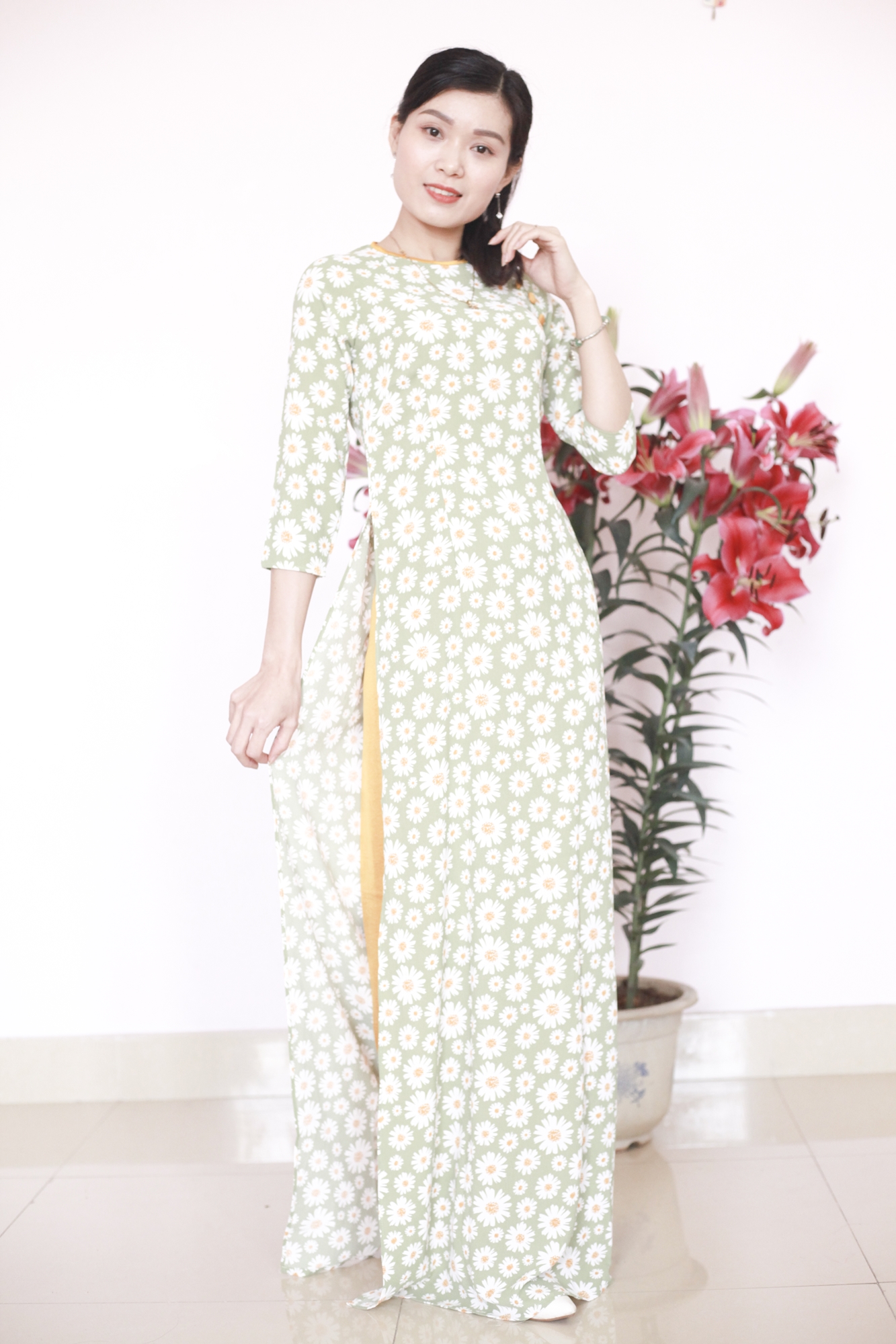 Bộ Áo Dài Nữ Hoa Nhí Chất liệu vải Lụa Hàn Châu, Kiểu dáng Thanh lịch, Hình in 3D sắc nét