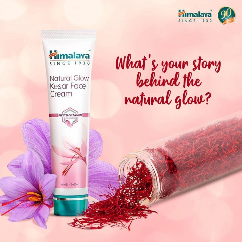 Kem dưỡng sáng da nâng tông chiết xuất nghệ tây Himalaya Natural Glow