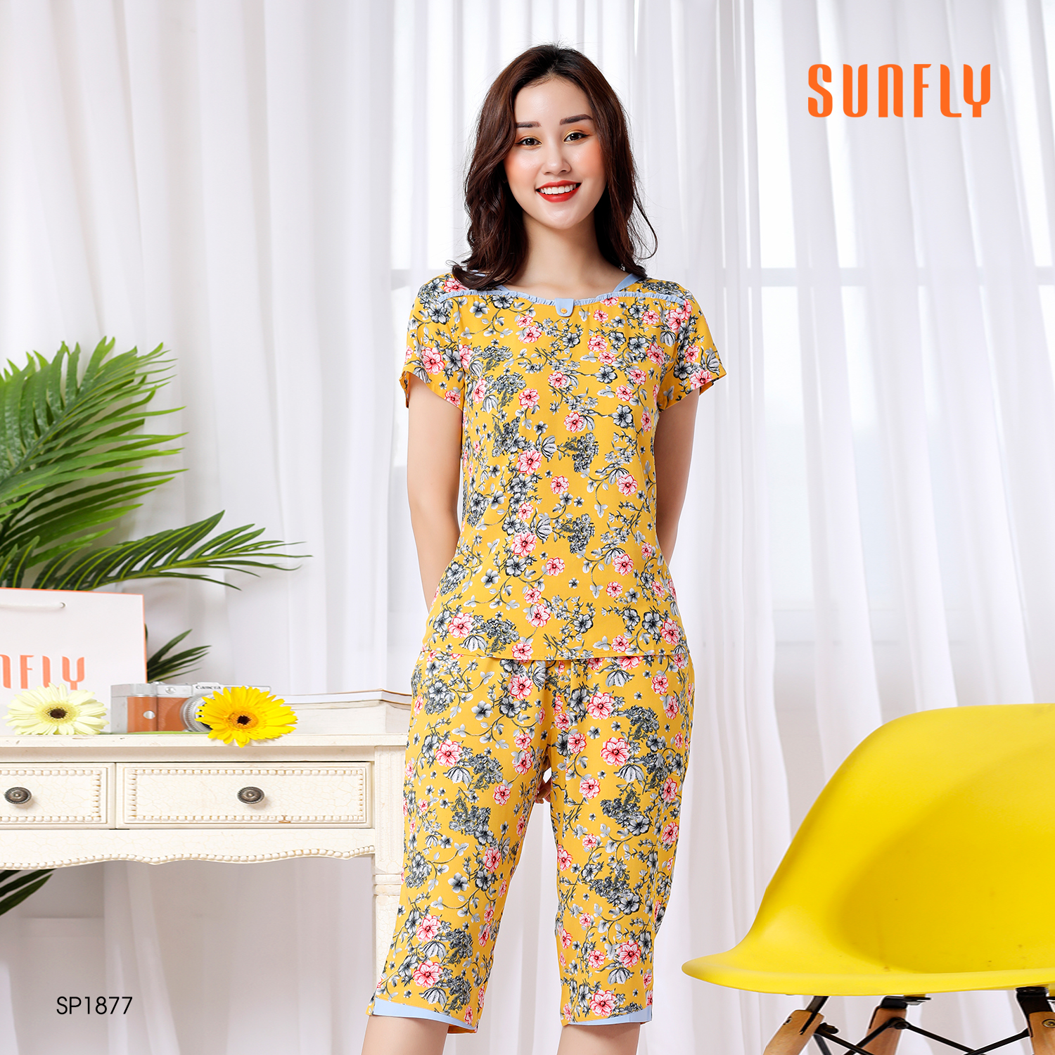 Sunfly Bộ đồ lanh mặc nhà Sunfly áo cộc, quần lửng SP1877