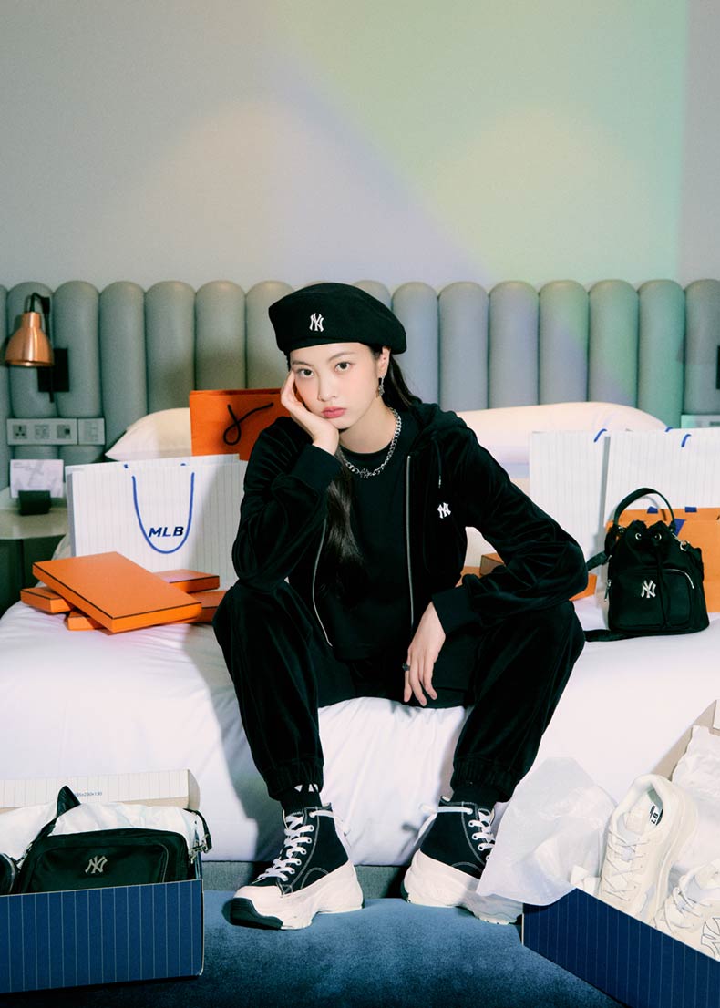 Giày MLB Chunky High New York Yankees Black Màu Đen