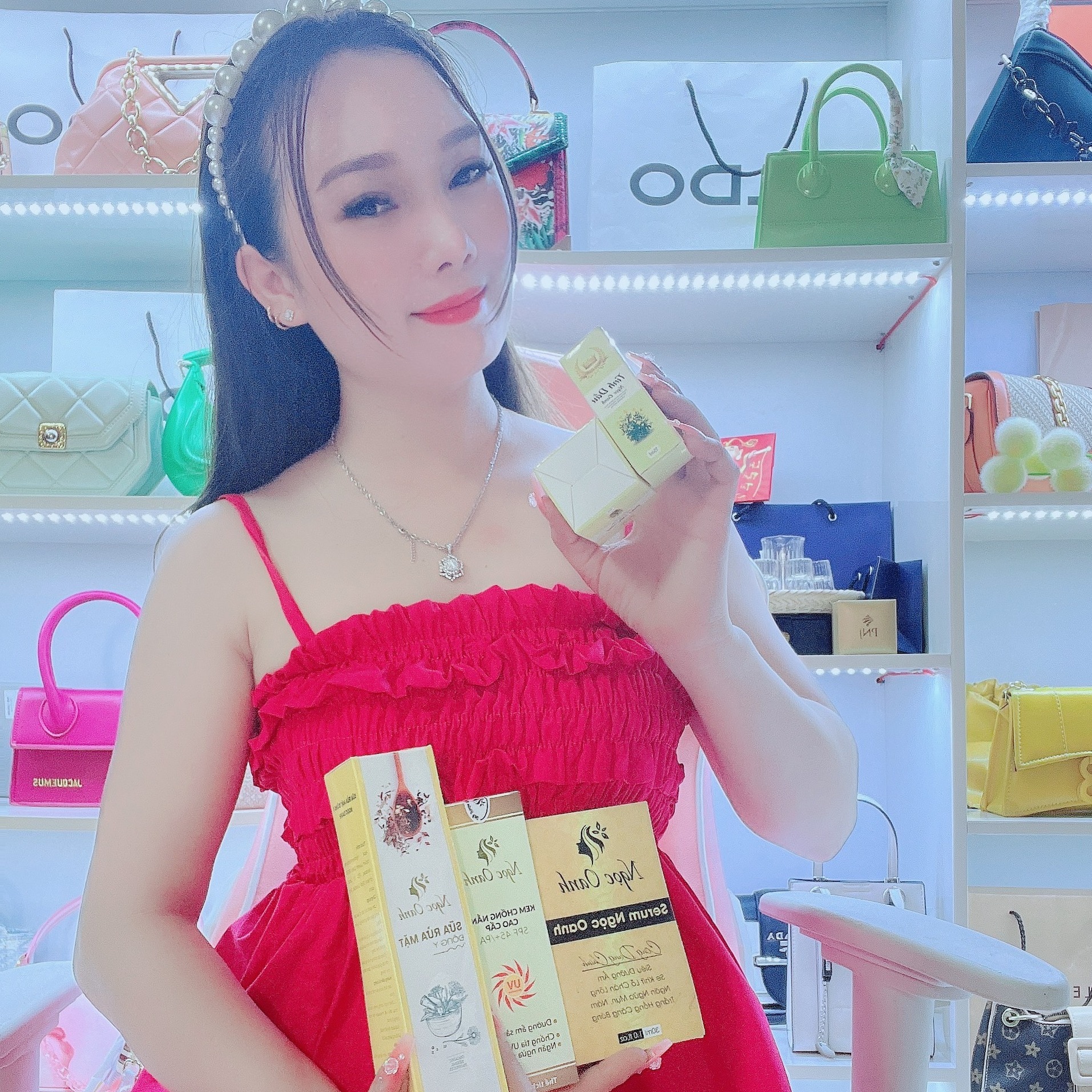 Kem face Ngọc Oanh