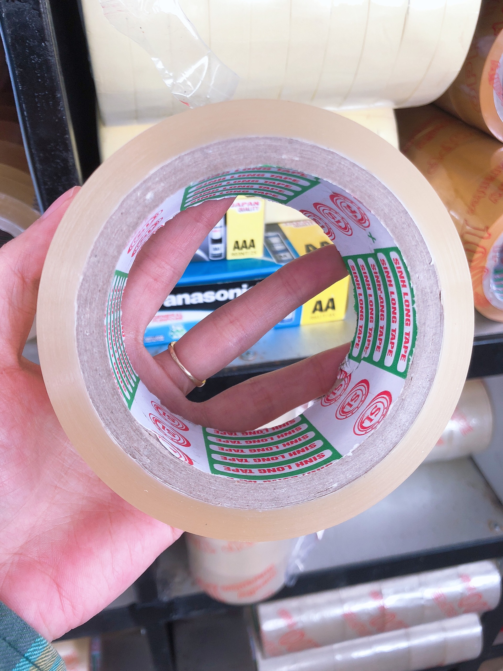 BĂNG KEO DÁN, Băng keo trong 100 yard, 200 yard,  băng keo đục, băng keo 2 mặt, băng keo giấy, băng keo, băng keo trong, băng dính, băng dính 2 mặt, băng dính giấy, bang keo băng keo giấy, băng keo siêu dính, bang keo