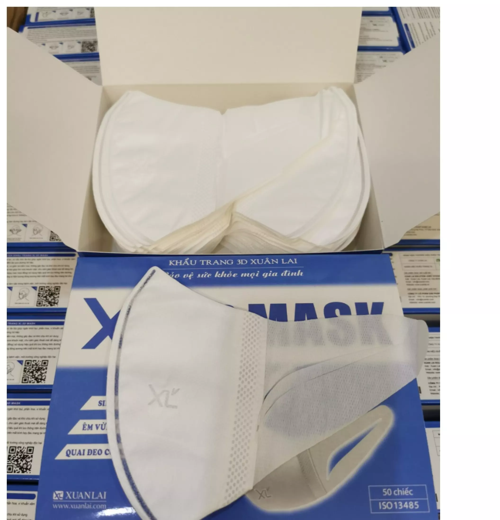 Hộp khẩu trang Xuân Lai 50 chiếc kháng khuẩn