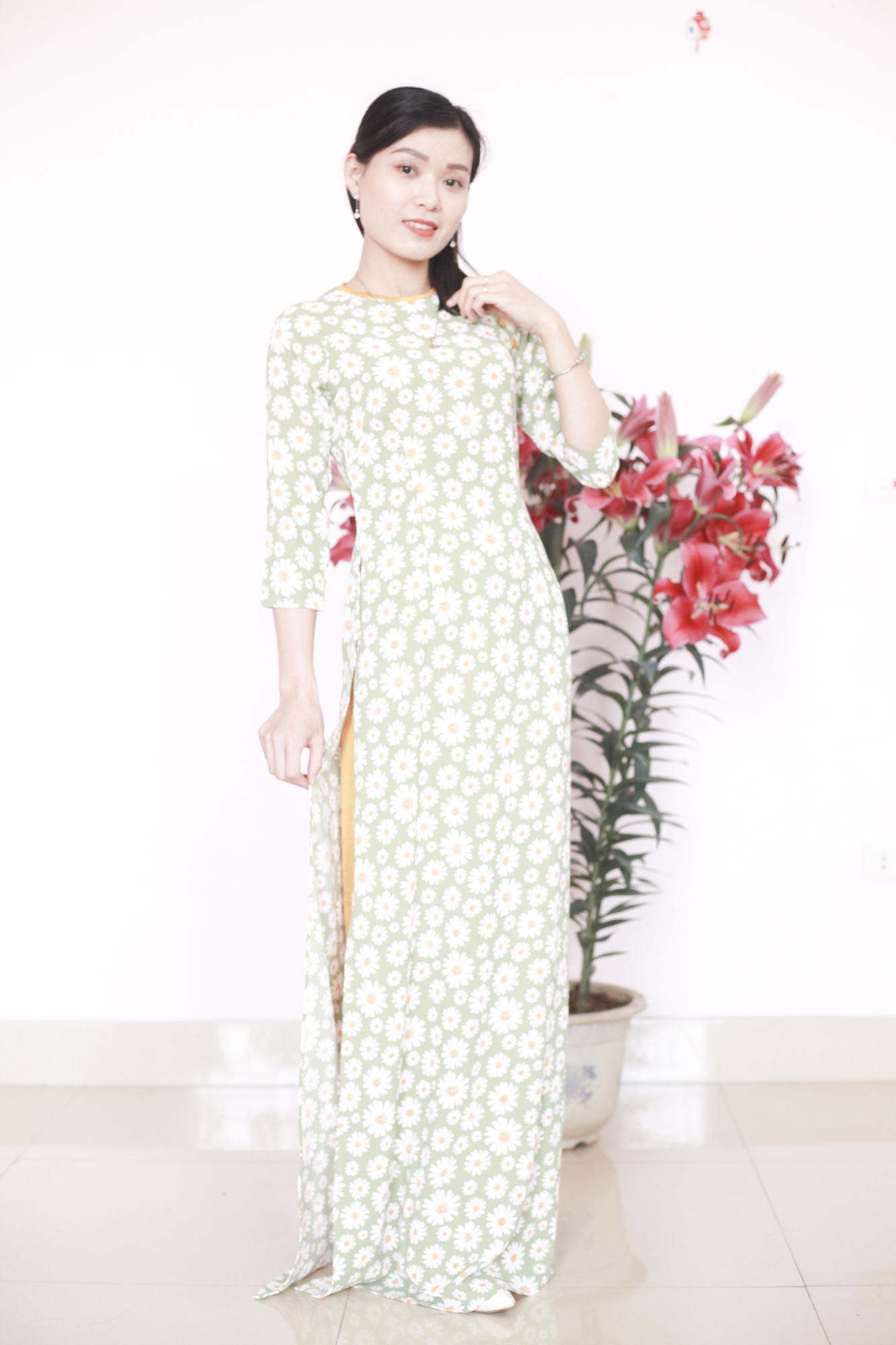 Bộ Áo Dài Nữ Hoa Nhí Chất liệu vải Lụa Hàn Châu, Kiểu dáng Thanh lịch, Hình in 3D sắc nét