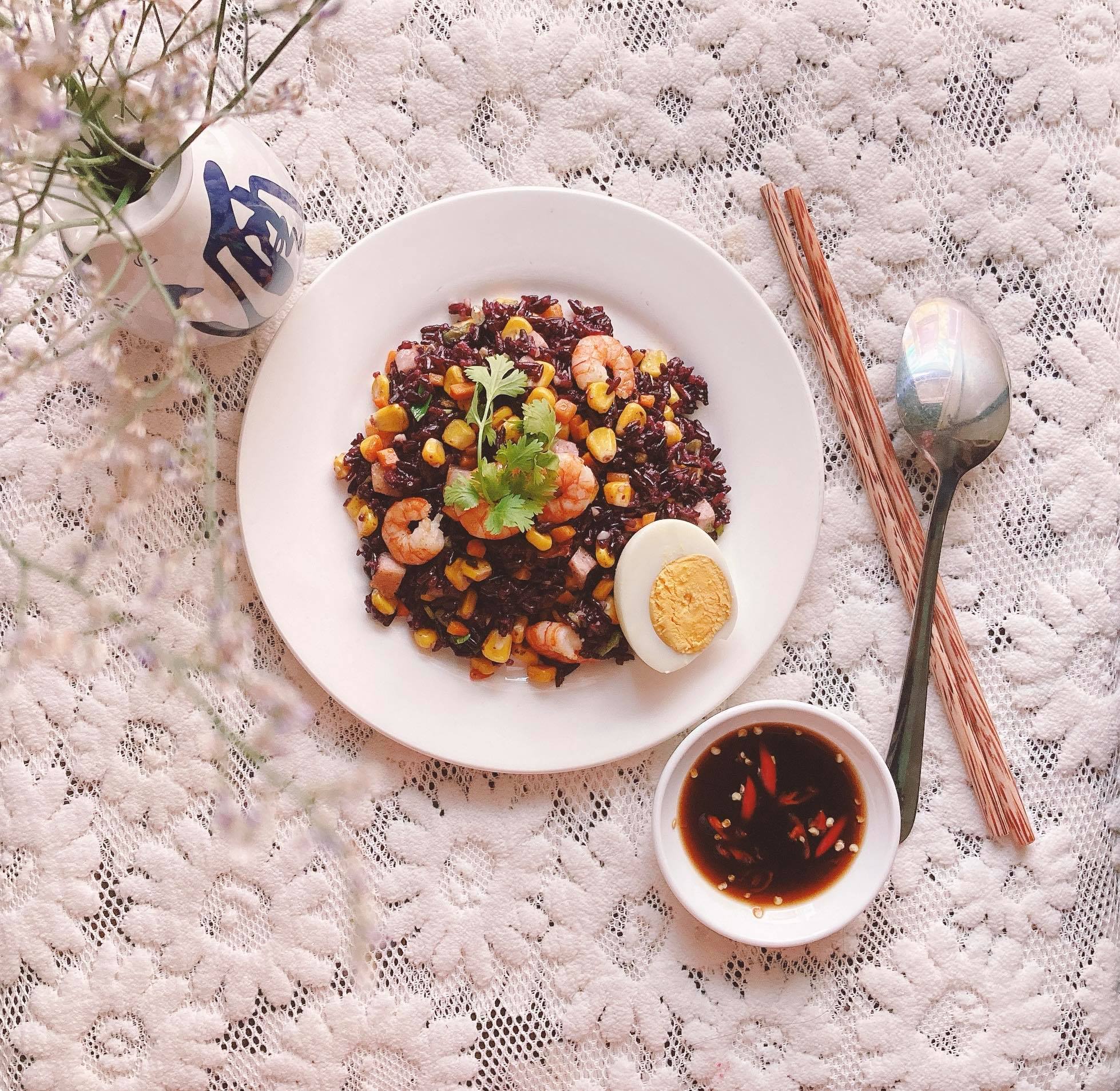 Gạo Lứt Tím Than Hoàng Kim bao 5kg, gạo mềm dẻo không cần ngâm, tốt cho người ăn kiêng, người tiểu đường, thực dưỡng,eatclean, heathy,