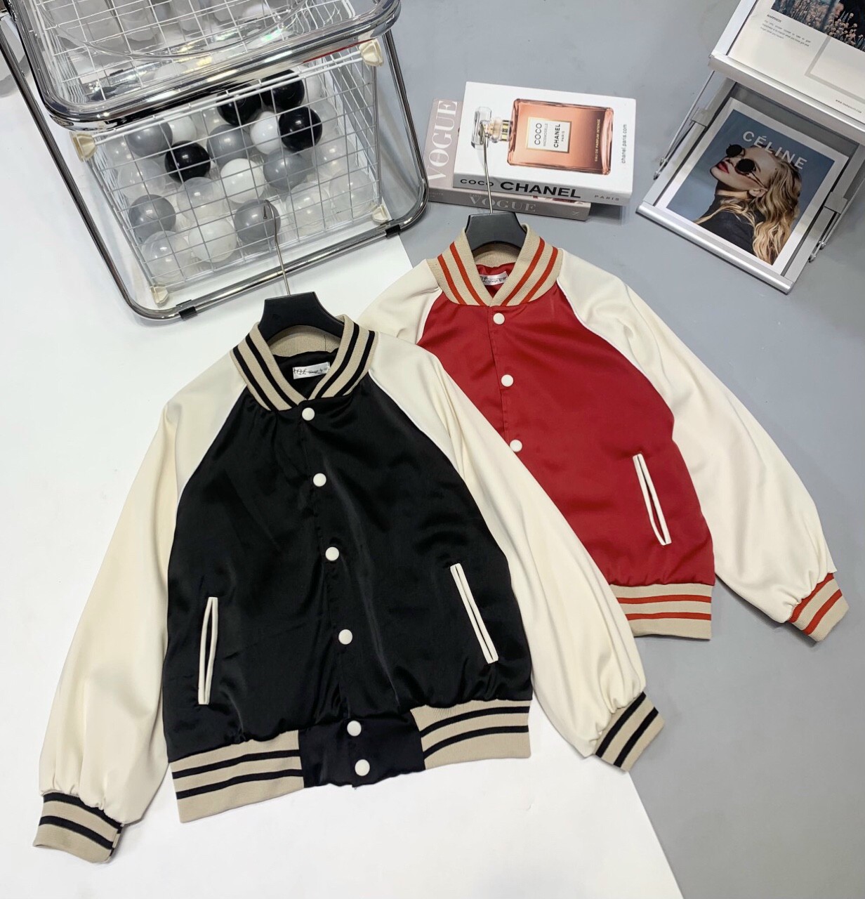 ÁO BOMBER LỤA HÀNG 2 LỚP CHỮ IN Ở LƯNG SL002