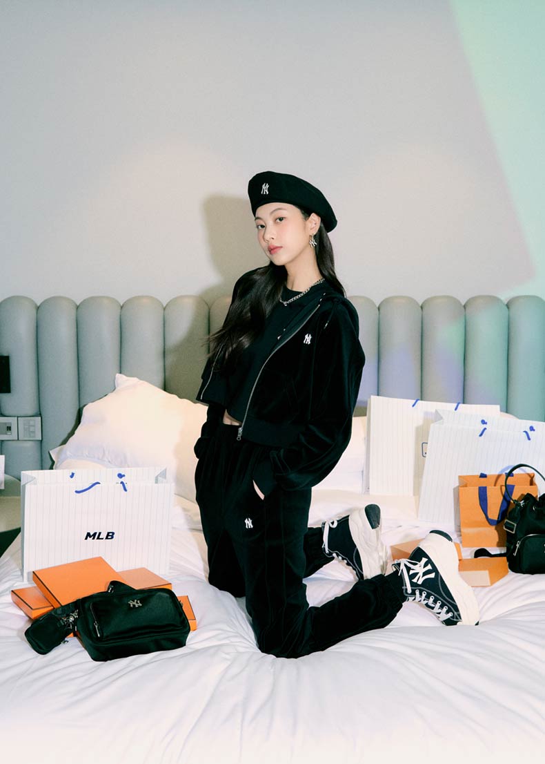 Giày MLB Chunky High New York Yankees Black Màu Đen